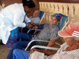 Atención al adulto mayor