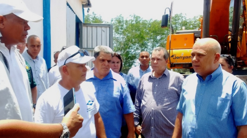 KFZS-98138499-llegaron-hasta-un-sistema-de-abasto-de-agua-a-punto-de-concluir-en-el-propio-consejo-popular-rancho-luna-para-beneficiar-a-mas-de-cuatro-mil-habitantes