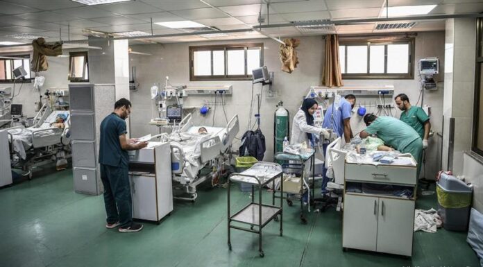 Salud en Gaza al borde del colapso por falta de combustible y ataques