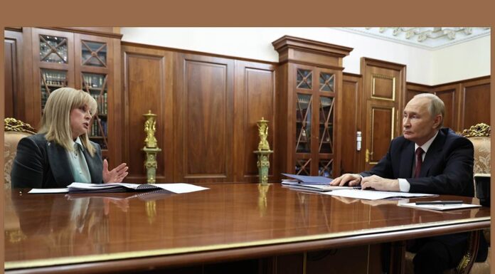 Pese a dificultades, Rusia fortalece sistema político, afirma Putin