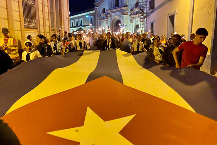 0-27-camaguey-marcha-antorcha-1