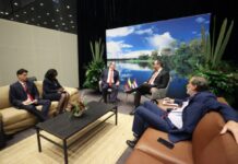 Cancilleres de Venezuela y Cuba sostuvieron una fraternal reunión en Bogotá