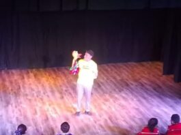 Arte lajero en Festival Internacional de Teatro Mexicano