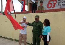 Abanderan Destacamento Juvenil