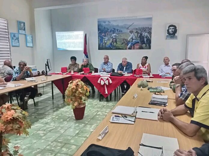 FOTO 1-Sesión de Asamblea