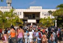 Contribuye a la formación de nuevos directivos casa de altos estudios