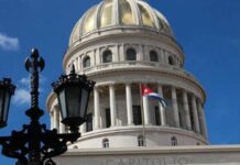 Parlamento cubano convoca a sesión extraordinaria