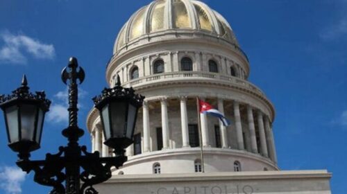 Parlamento cubano convoca a sesión extraordinaria