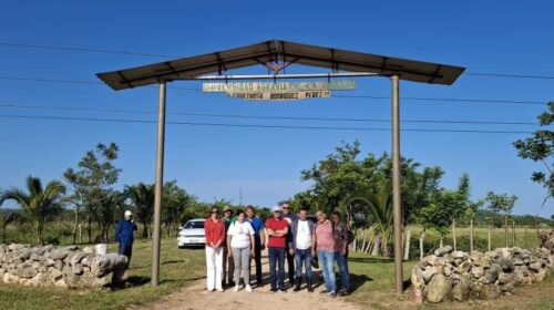 Concretan en Granja Universitaria El Guayabal construcción de puntos de compostaje