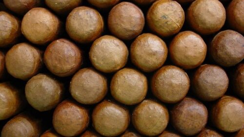 Resaltan tradición de los puros de Cuba Cohiba
