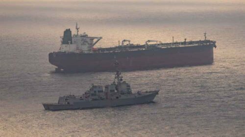 Irán cierra estrecho de Ormuz tras nuevos ataques estadounidenses