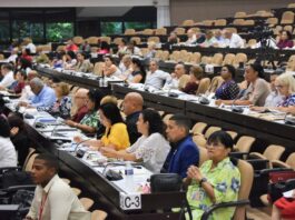 Cuba mantiene mayoría de mujeres en el Parlamento