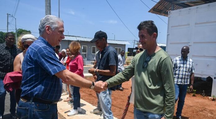 Inauguró Díaz-Canel comunidad «Los Tamarindos»