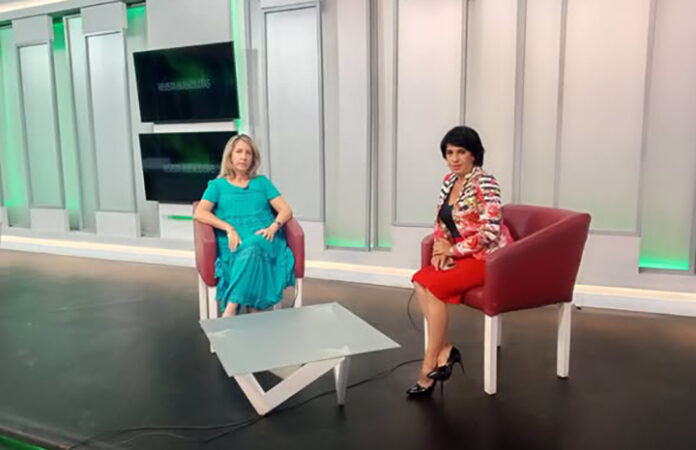 0901-ministra-buenos-dias