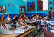 El futuro se escribe en las aulas