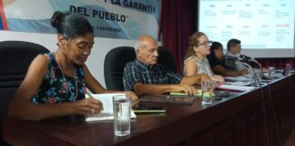 Reconocen obrar de educadores.