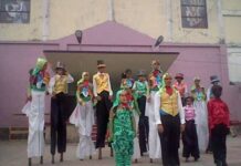 Felicitan a obreros de la Cultura.