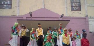 Felicitan a obreros de la Cultura.