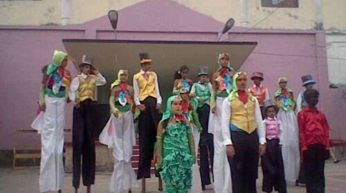 Felicitan a obreros de la Cultura.